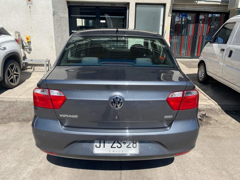 Volkswagen Voyage 1.6 4x2 Ac 2ab Mt 4p 2017 - Imagen 5 de 5