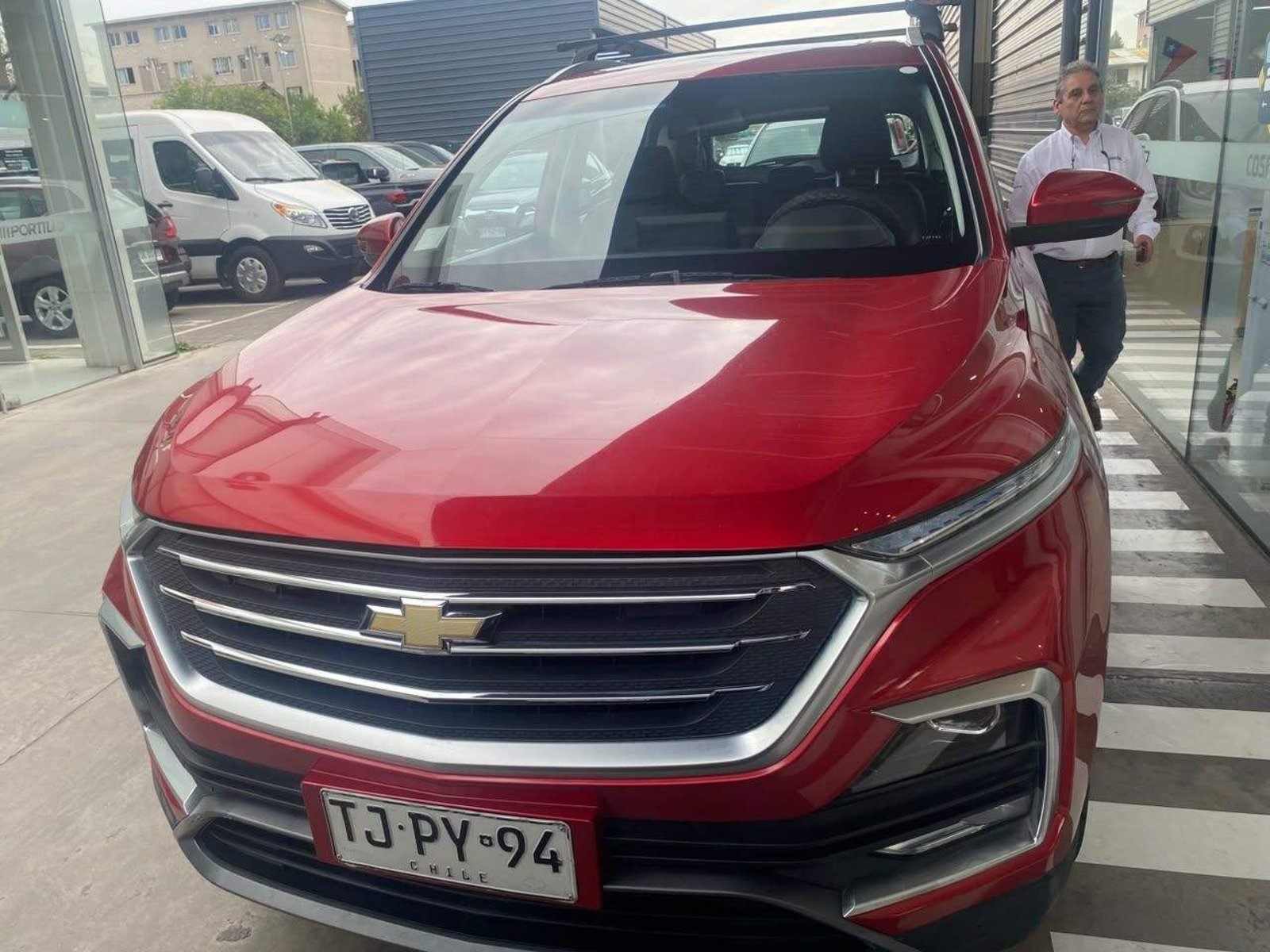 Chevrolet Captiva 1.5t Premier P 4x2 Mt 5p 2024 - Foto 2 de 5