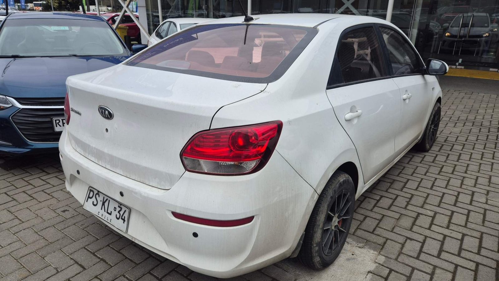 Kia Soluto 1.4 Lx 4x2 Ac Mt 4p 2021 - Imagen 4 de 5