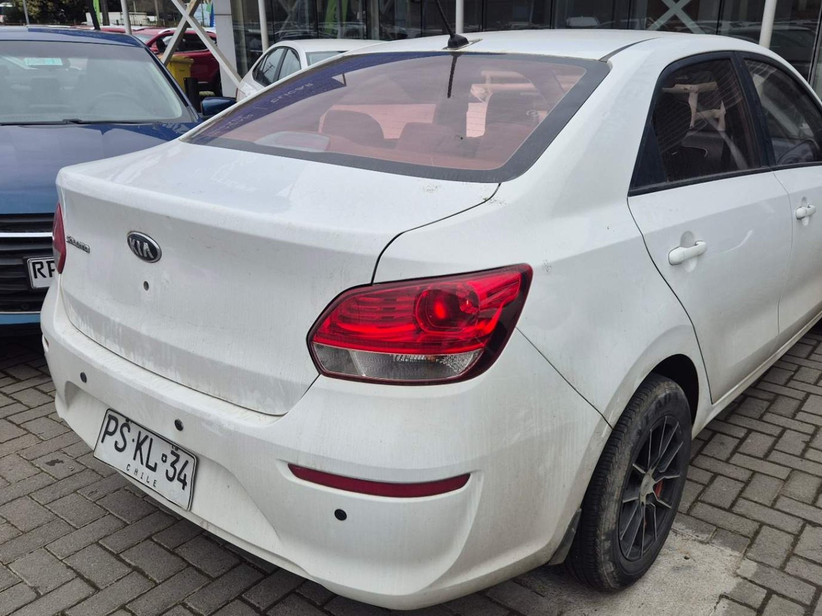 Kia Soluto 1.4 Lx 4x2 Ac Mt 4p 2021 - Foto 4 de 5