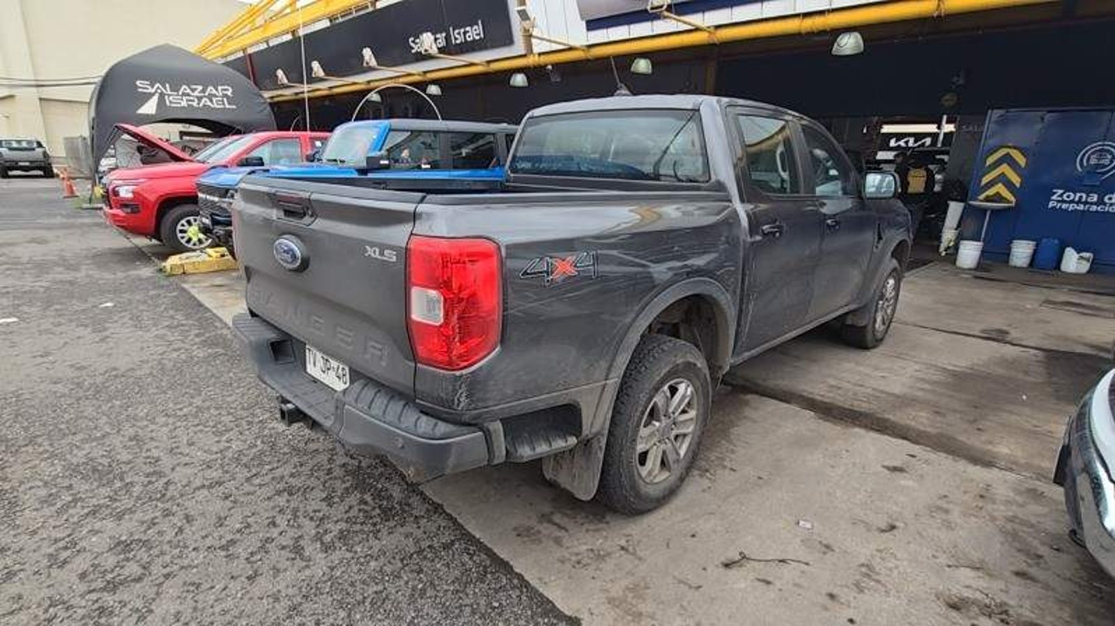Ford Ranger 2.0 Xls Diesel 4x4 Dob. Cab. Mt 4p 2025 - Imagen 4 de 5
