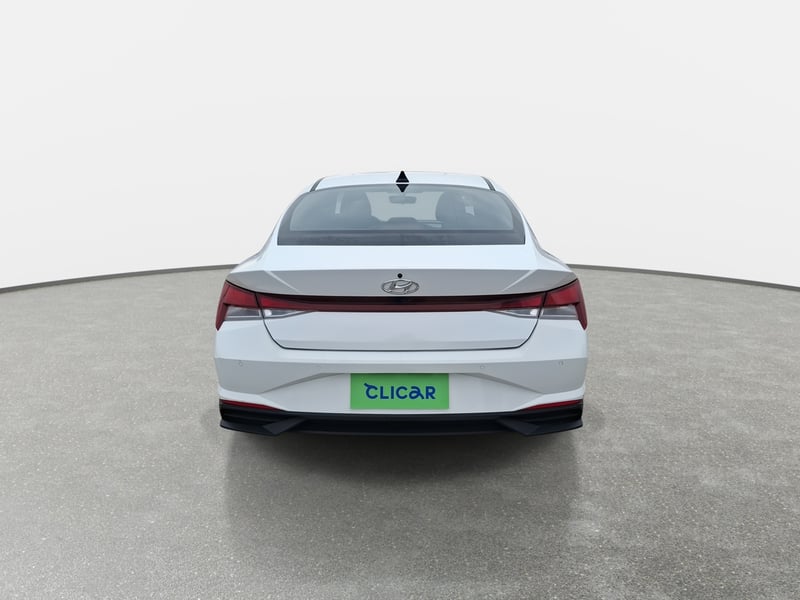 Hyundai Elantra 1.6 Cn7 Plus 4x2 Mt 4p 2022 - Imagen 6 de 8