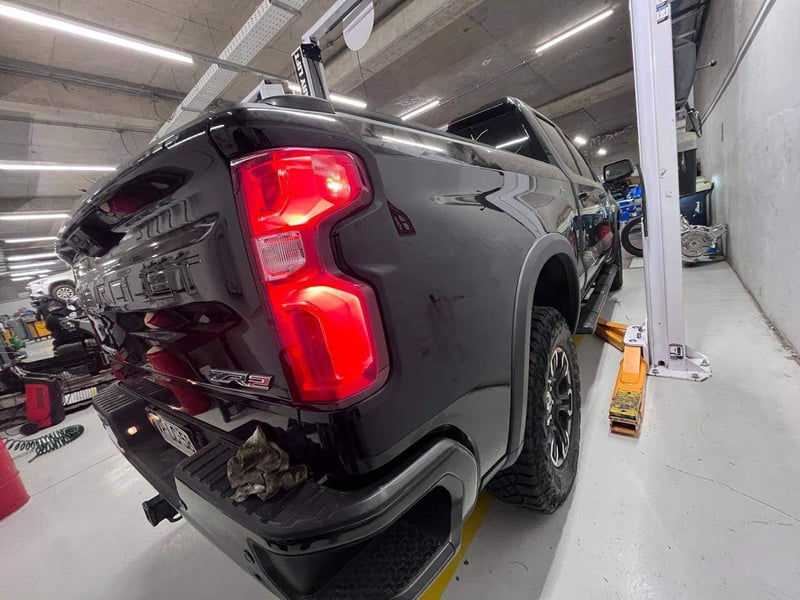Chevrolet Silverado 6.2 Zr2 R 4x4 At 4p 2026 - Imagen 4 de 5