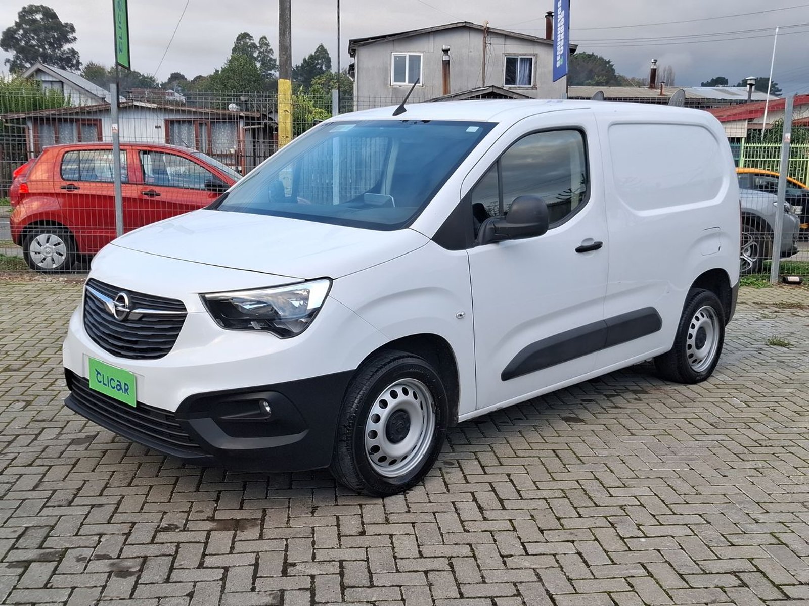 Opel Combo 1.6 Combo Td Diesel 4x2 Mt 5p 2023 - Foto 3 de 8