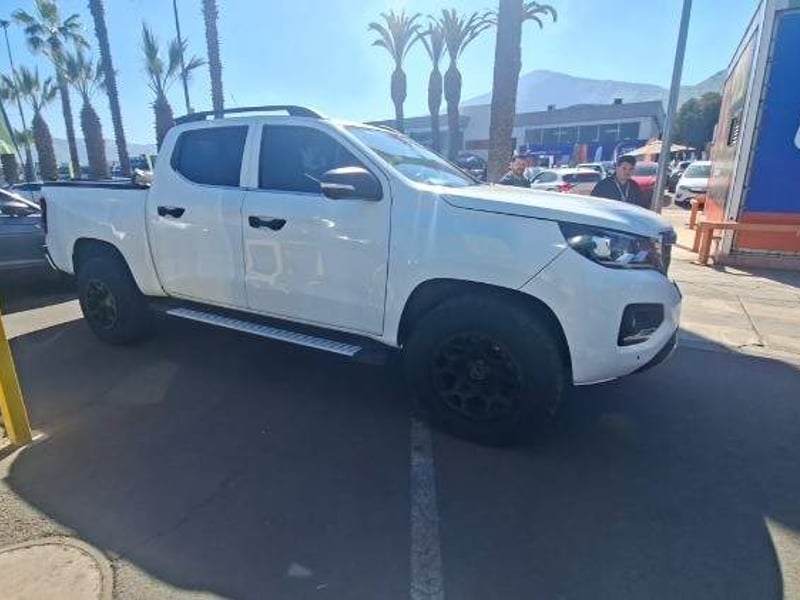 Peugeot Landtrek 2.2 Active Bluehdi Diesel 4x4 180hp At 4p 2024 - Imagen 3 de 5