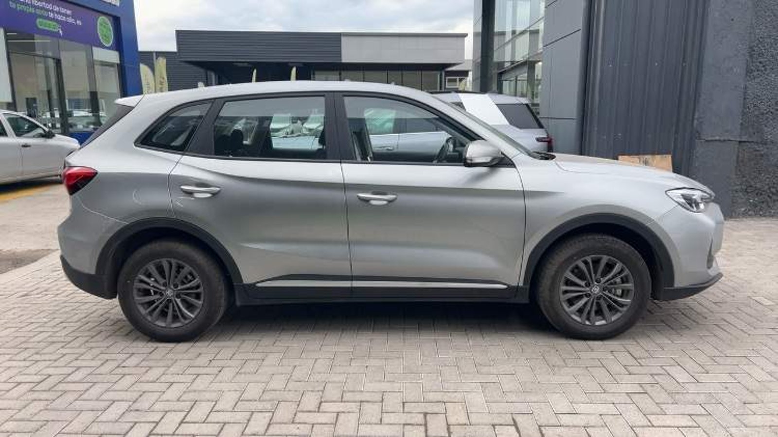 MG Mg Zs 1.5 Std 4x2 Cvt At 5p 2026 - Imagen 3 de 5