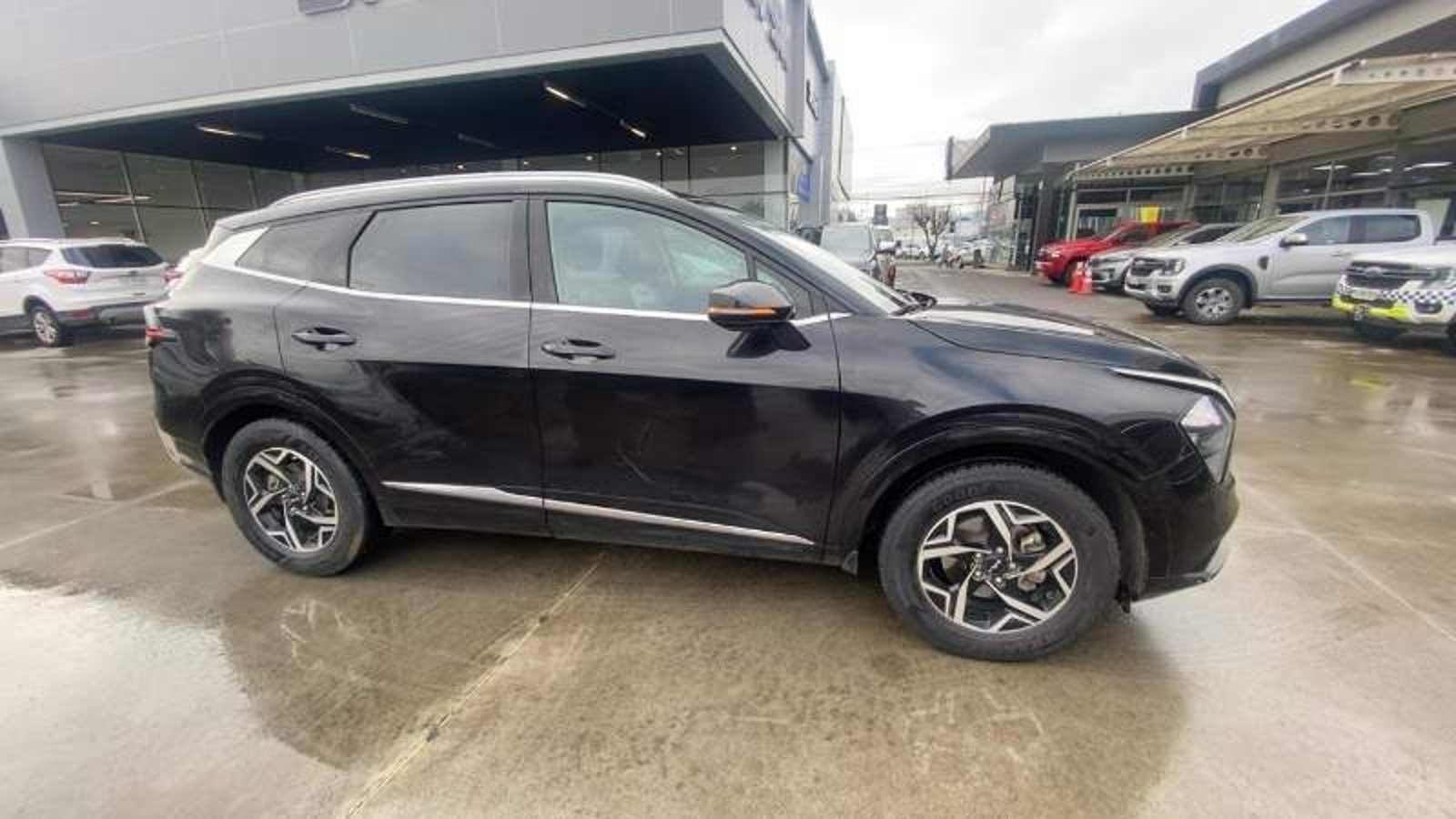 Kia Sportage 2.0 Ex Benc 2wd 6mt 5p 2024 - Imagen 3 de 5