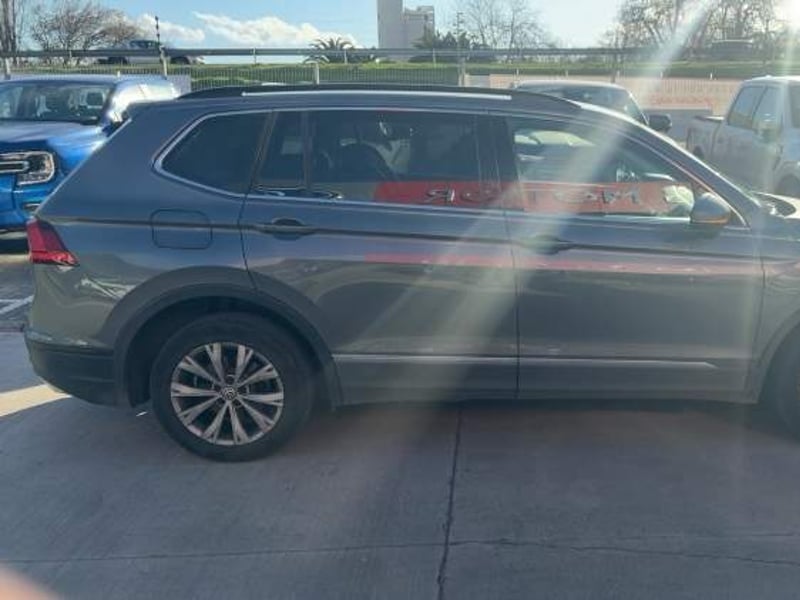 Volkswagen Tiguan 1.4 Tsi Comfortline 4x2 At 5p 2018 - Imagen 3 de 5