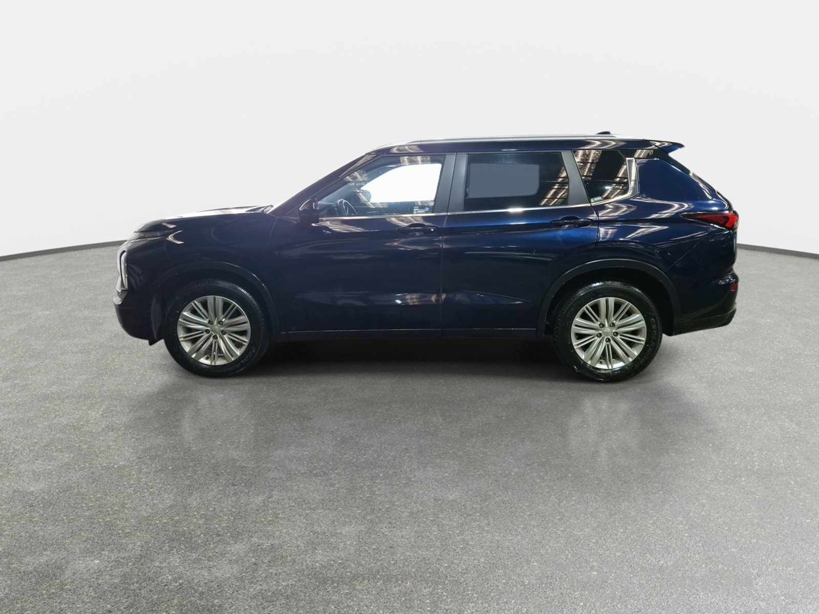 Mitsubishi Outlander 2.5 Gl P 4x2 At 5p 2024 - Foto 4 de 8