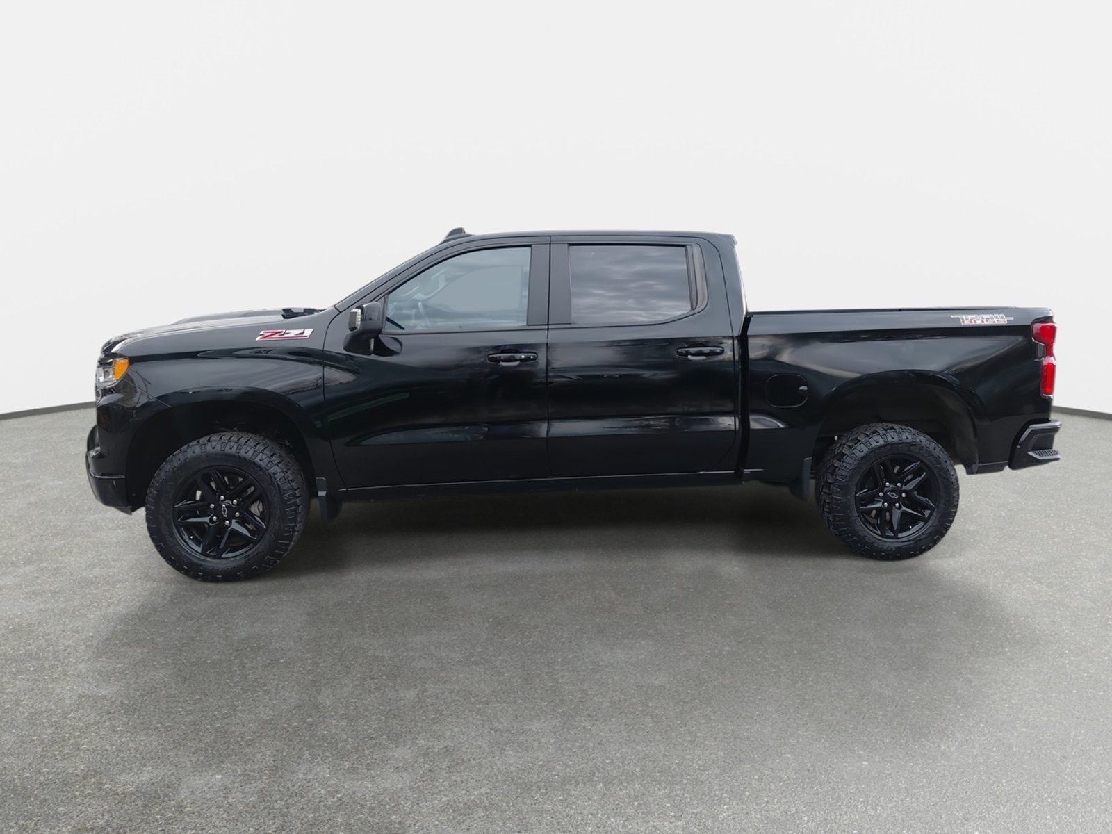 Chevrolet Silverado 5.3 Lt Trail Boss Z71 4x4 At 4p 2023 - Foto 4 de 8