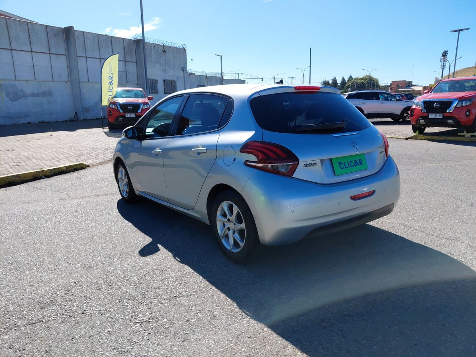 Peugeot 208 1.2 Active Puretech Mt 5p 2018 - Foto 5 de 8