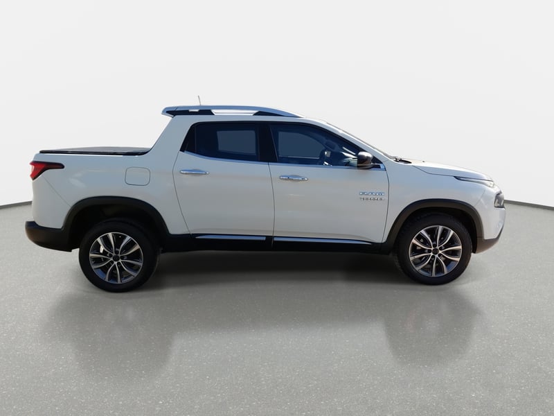 RAM 1000 2.0 Laramie 4x4 Dob. Cab. At 4p 2021 - Imagen 8 de 8