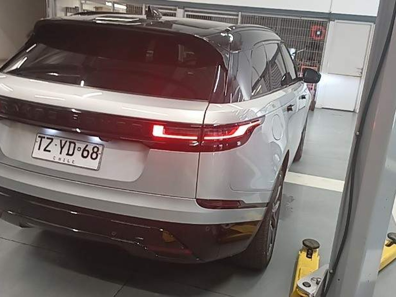 Land Rover Range Rover Velar 3.0i Dynamic Hse 4x4 At 5p 2025 - Foto 4 de 5