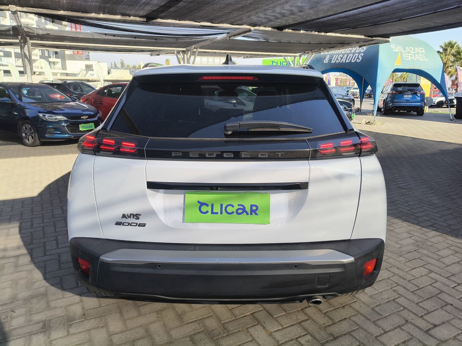 Peugeot 2008 1.5 Allure Pack Bluehdi 130hp Diesel 4x2 Eat8 5p 2024 - Imagen 6 de 8