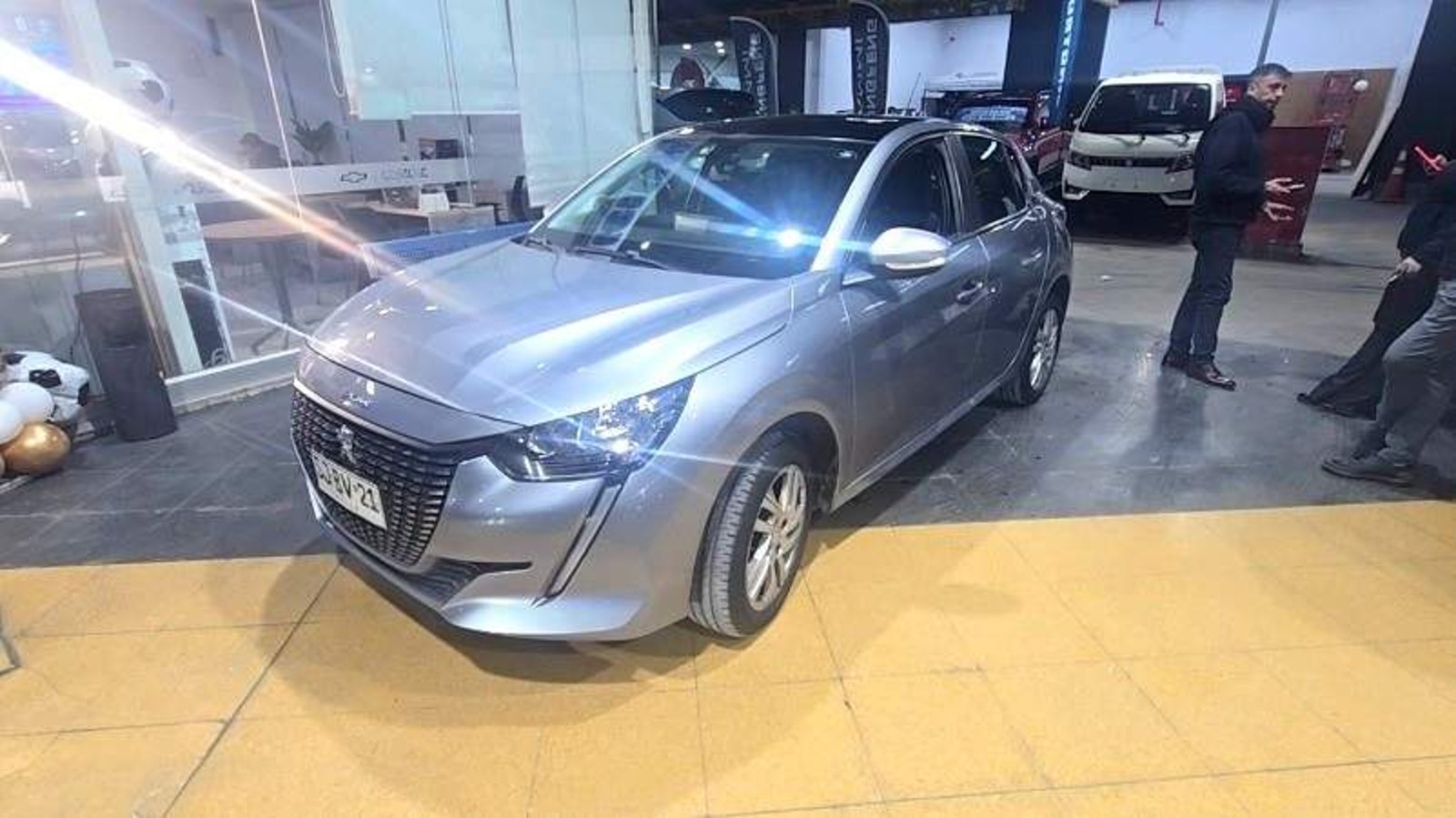 Peugeot 208 1.2 Style Puretech 75 4x2 Mt 5p 2023 - Imagen 6 de 8