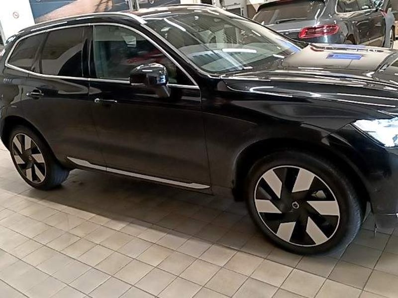 Volvo Xc60 2.0 T8 Recharge Ultimate Hybrid Awd At 5p 2025 - Imagen 3 de 5