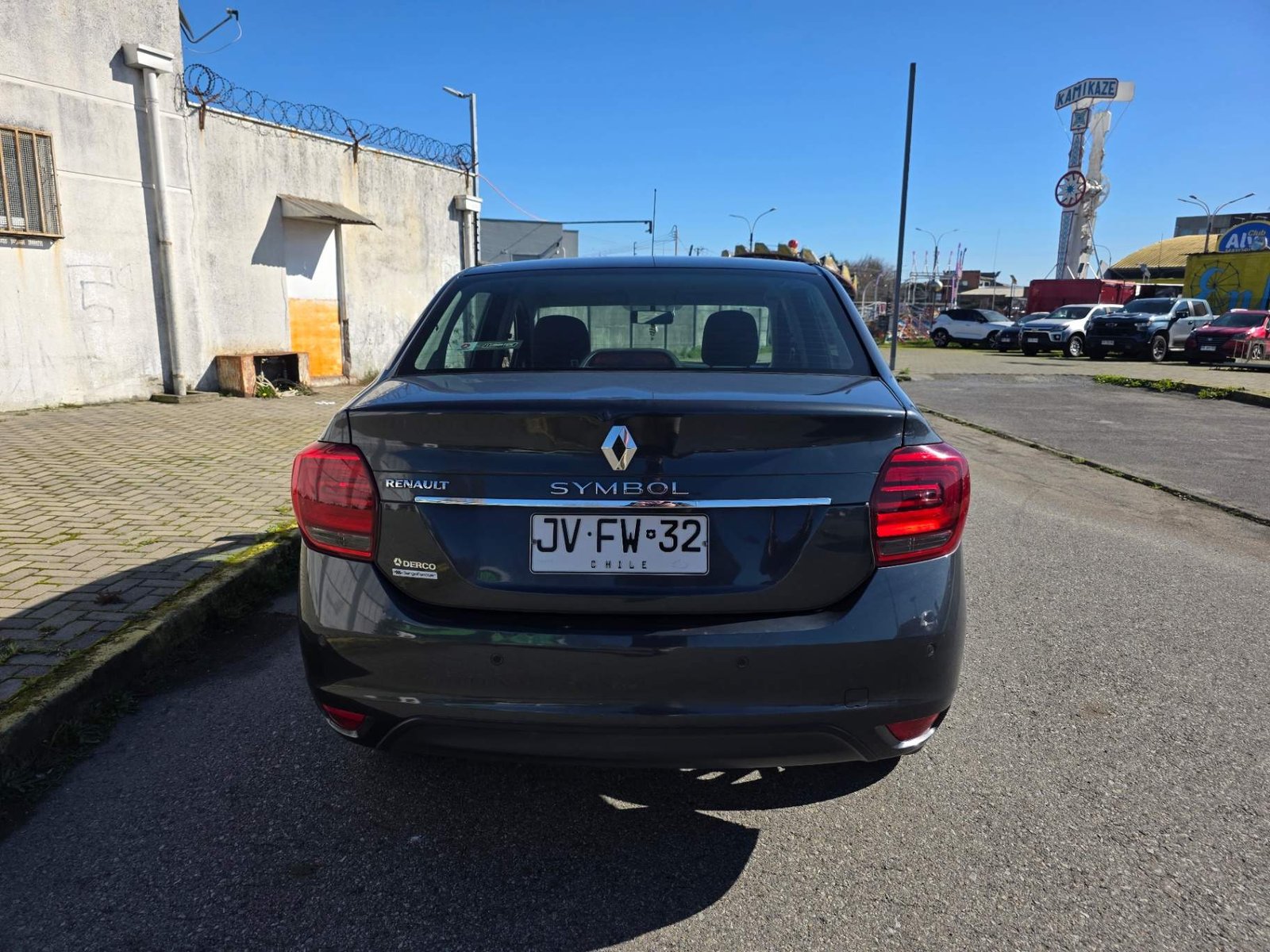 Renault Symbol 1.6 Intens 4x2 Mt 4p 2017 - Foto 5 de 5