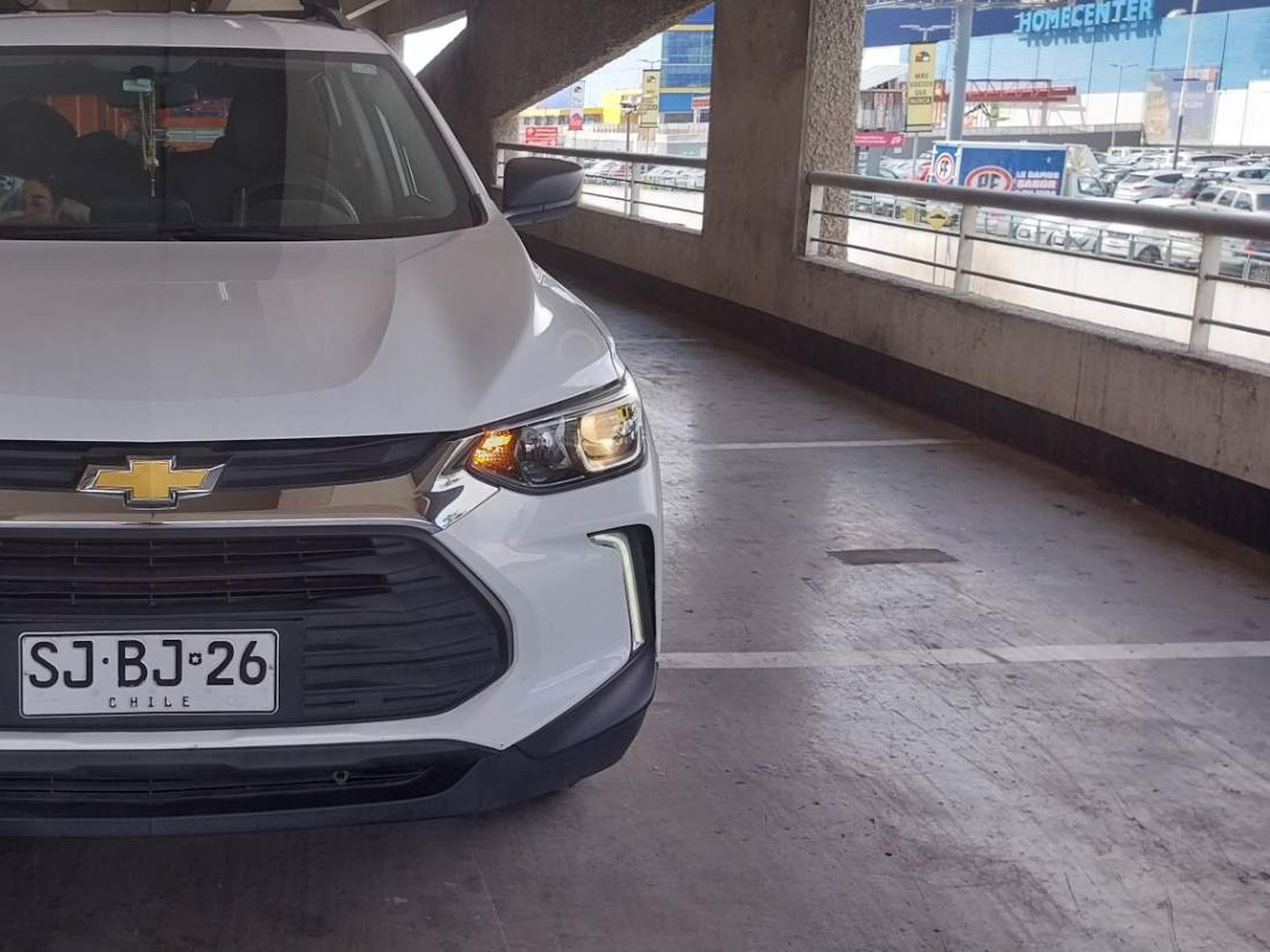 Chevrolet Tracker 1.2t Ls Fwd Mt 5p 2023 - Foto 2 de 5