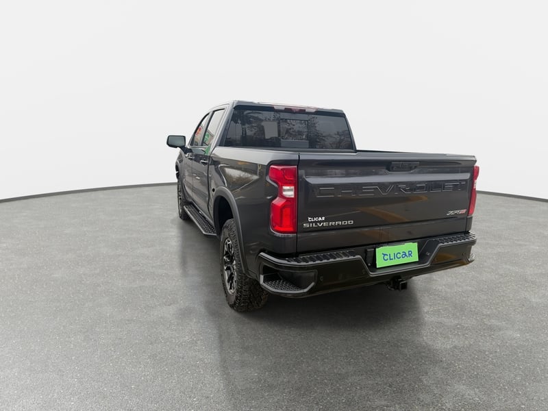 Chevrolet Silverado 6.2 Zr2 4x4 At 4p 2024 - Imagen 5 de 8