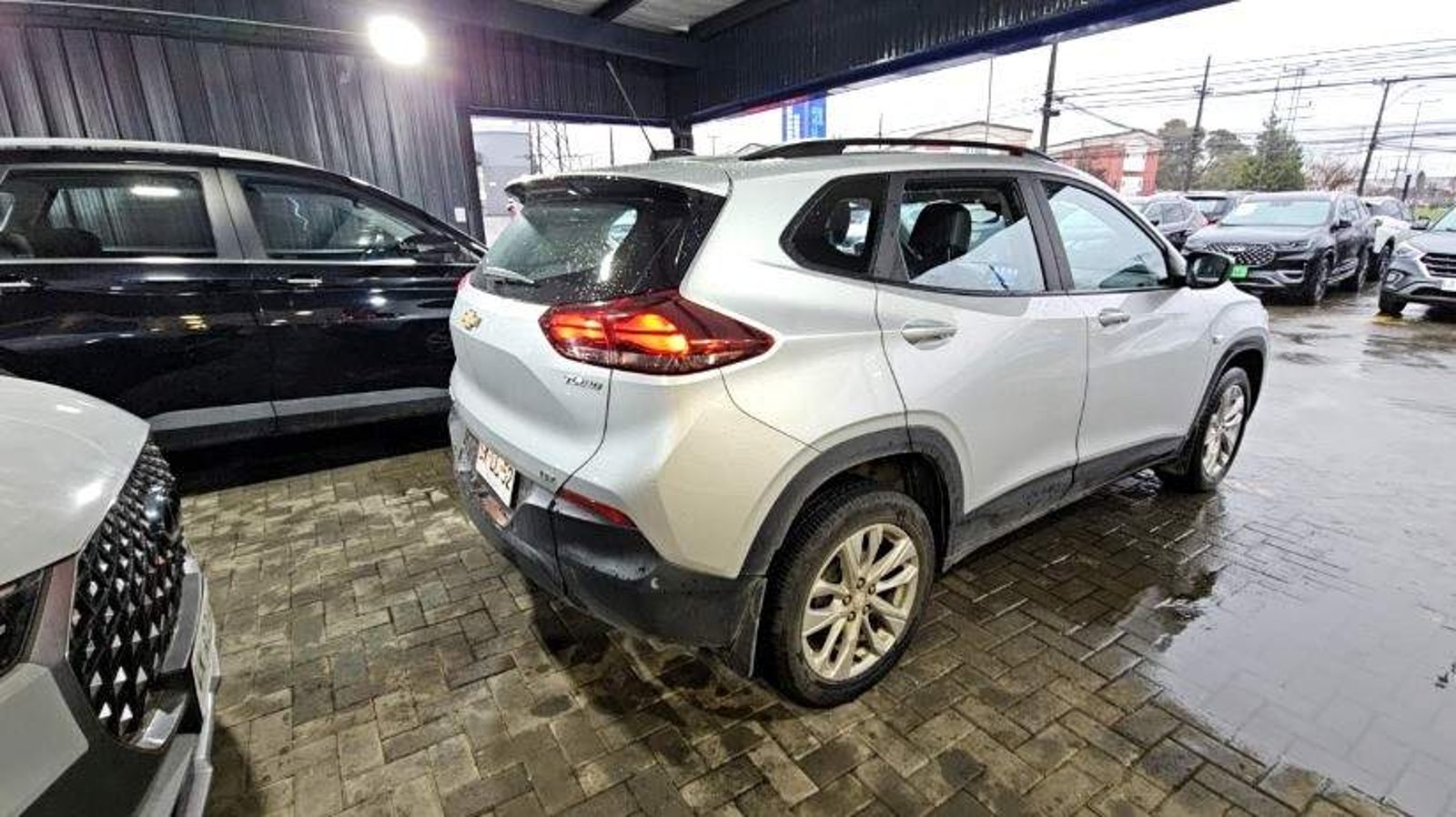 Chevrolet Tracker 1.2t Ltz P3 4x2 At 5p 2024 - Imagen 4 de 5