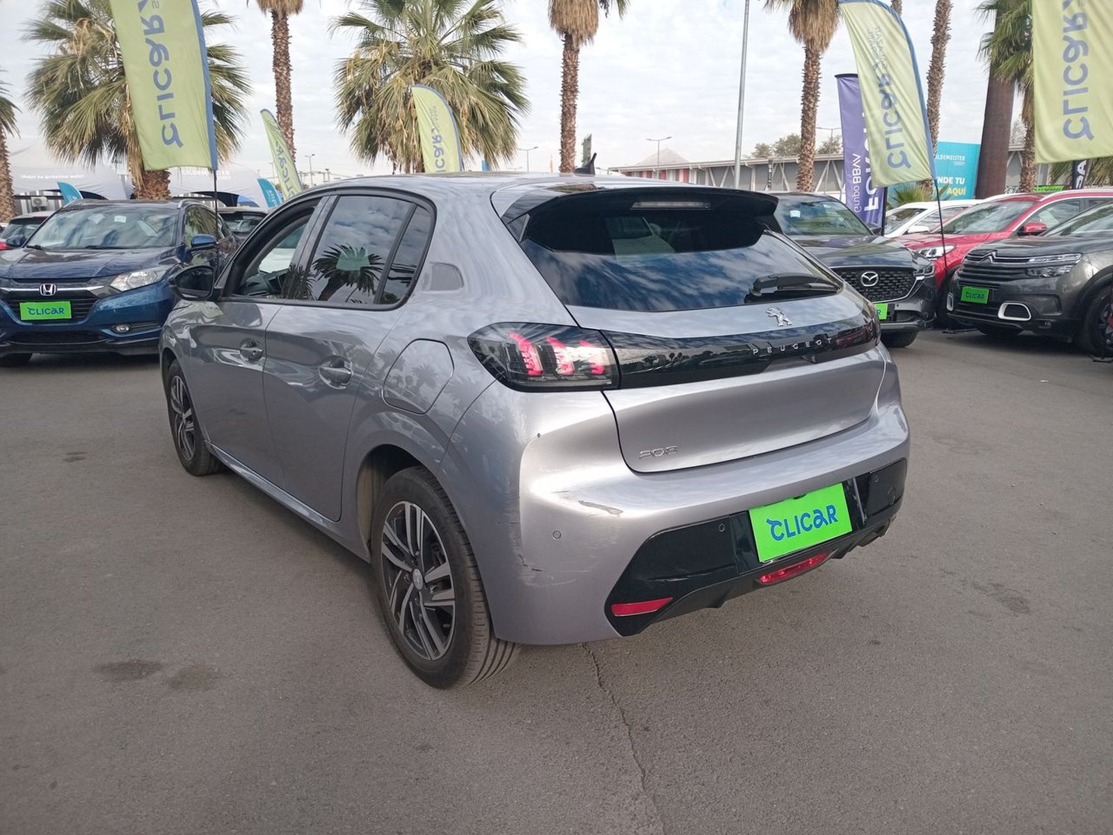 Peugeot 208 1.2 Puretech Allure Pack 100 4x2 Mt 5p 2023 - Foto 5 de 8