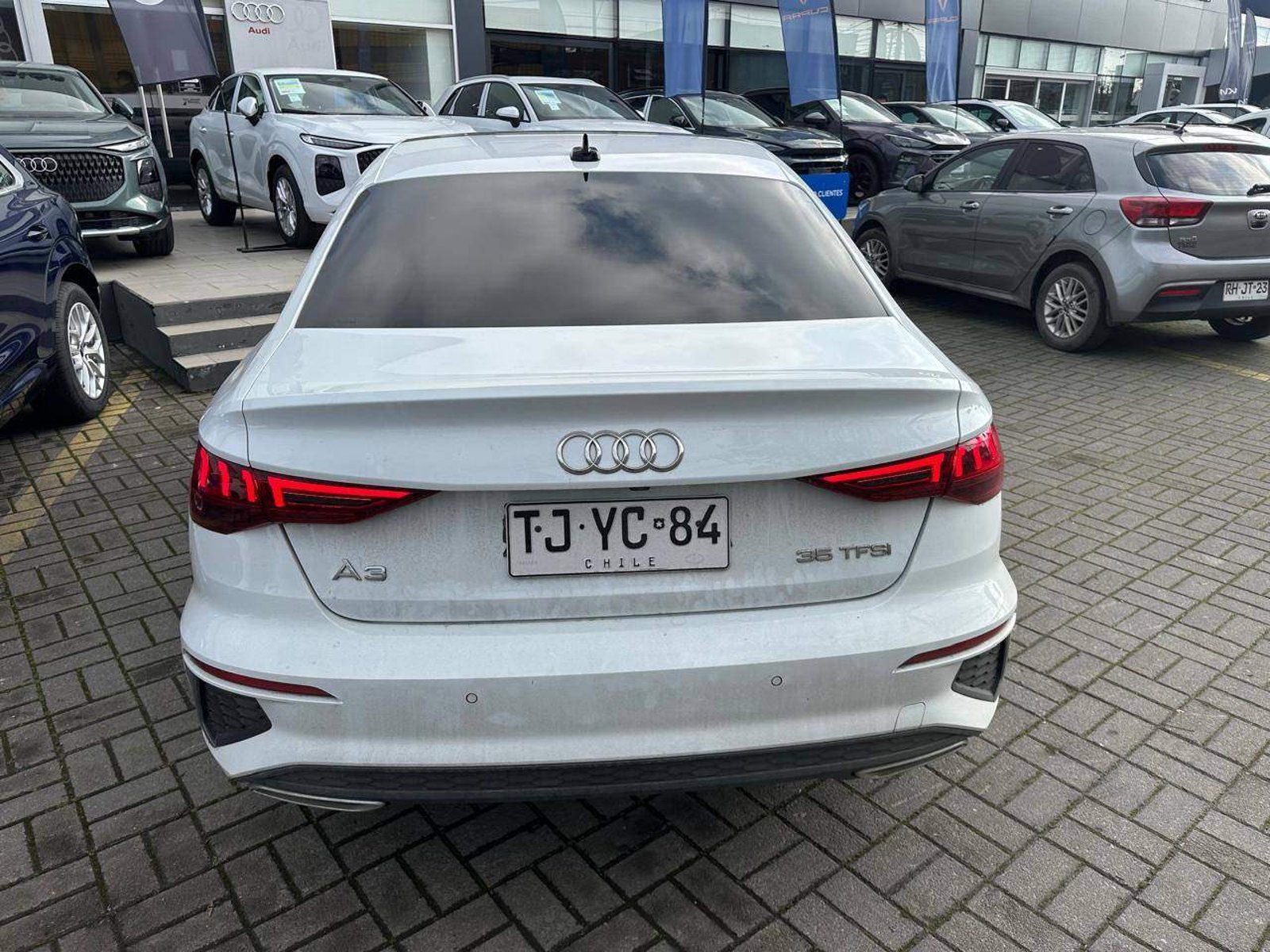 Audi A3 1.4 Tfsi 35 Sport 4x2 Sdn At 4p 2024 - Foto 5 de 8