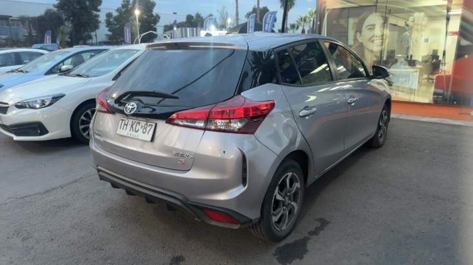 Toyota Yaris 1.5 Sport 4x2 Hb Mt 5p 2024 - Imagen 4 de 5