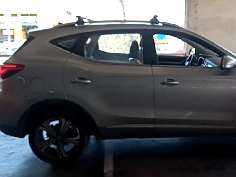 MG Mg Zx 1.5 Dlx 4x2 Mt 5p 2022 - Imagen 3 de 5