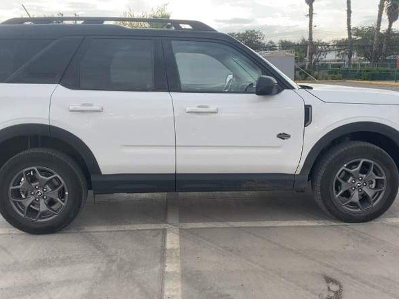 Ford Bronco Sport 2.0 Wildtrak 4wd At8 5p 2024 - Imagen 3 de 5