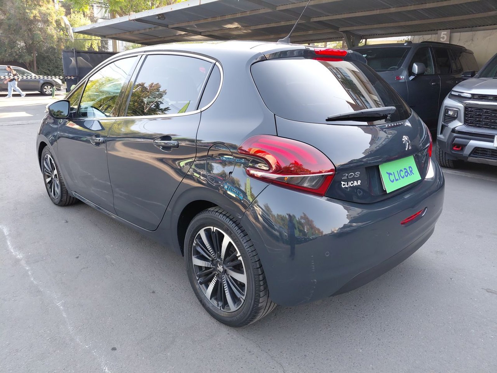 Peugeot 208 1.2 Allure Puretech 4x2 110hp At6 5p 2019 - Foto 5 de 8