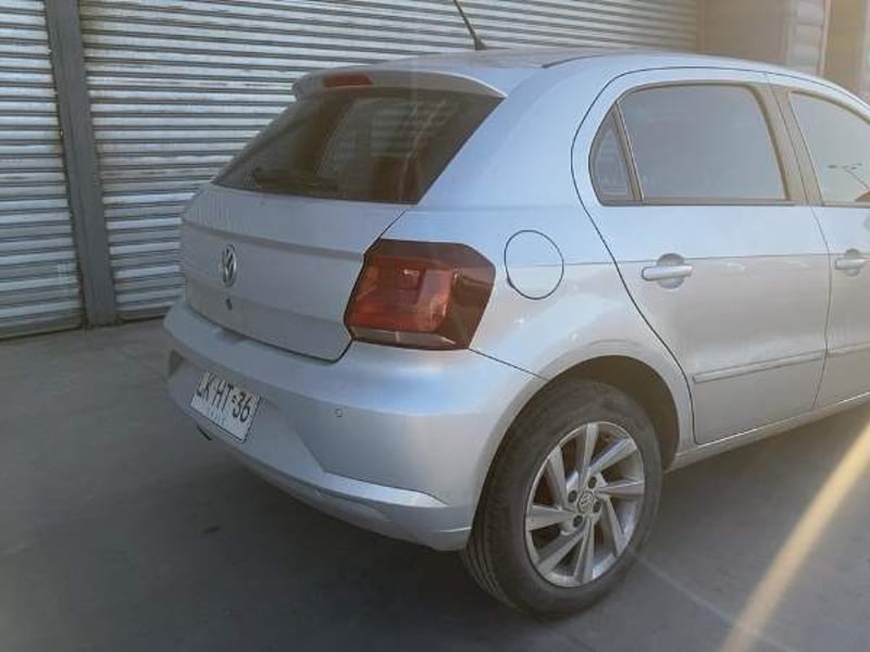 Volkswagen Gol 1.6 Highline 4x2 Hb Mt 5p 2019 - Imagen 4 de 5