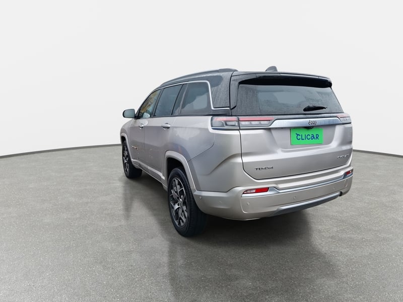 Jeep Commander 2.0t Overland Td380 Dies 4x4 9at 5p 2023 - Imagen 5 de 8