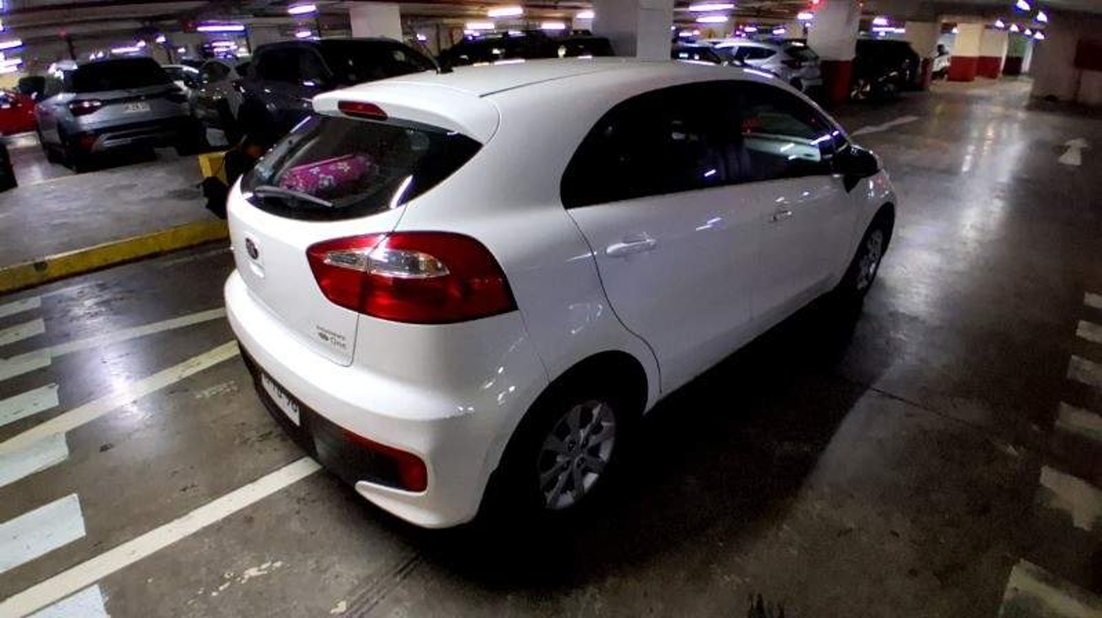 Kia Rio 5 1.4 Ex 4x2 Dab 6mt 5p 2016 - Foto 4 de 8