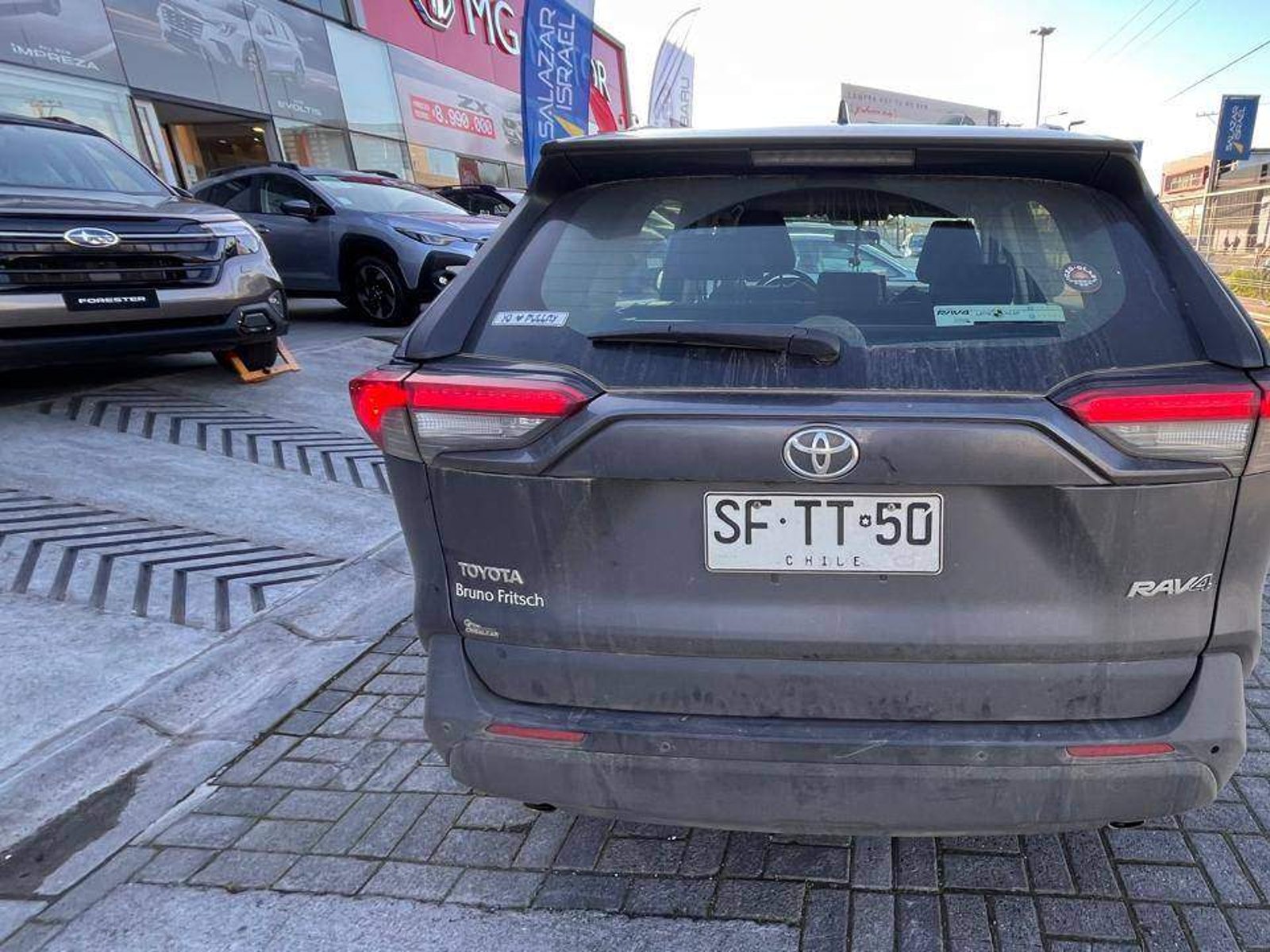 Toyota Rav 4 2.0 Le 4x2 Mt 5p 2023 - Foto 5 de 5