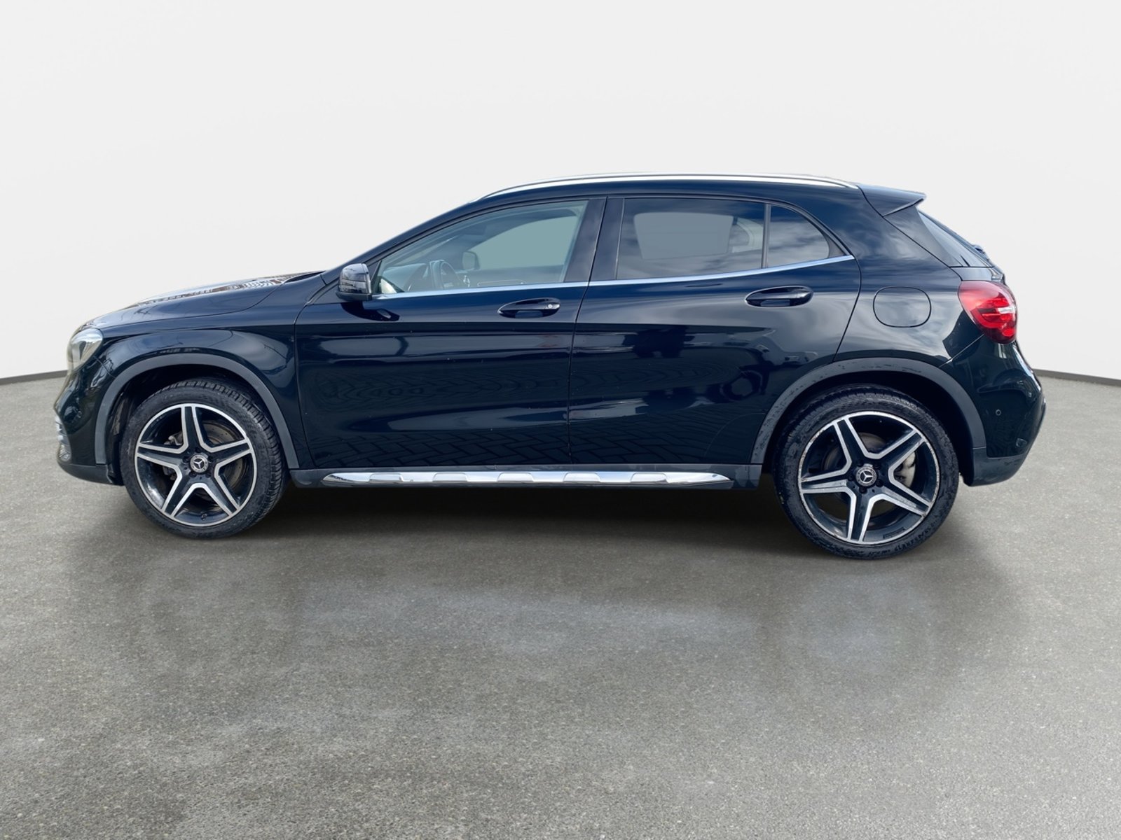 Mercedes-Benz Gla 250 2.0 4matic 4x4 At 5p 2019 - Foto 4 de 8