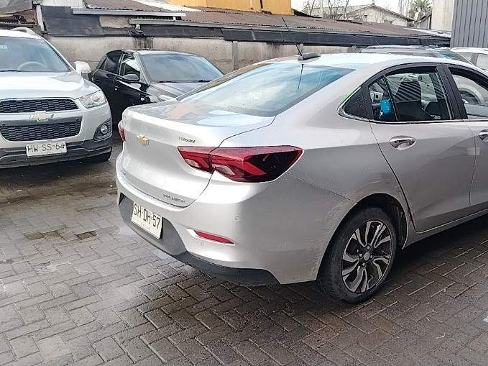 Chevrolet Onix 1.0t Premier 4x2 Sdn At 4p 2023 - Foto 3 de 4