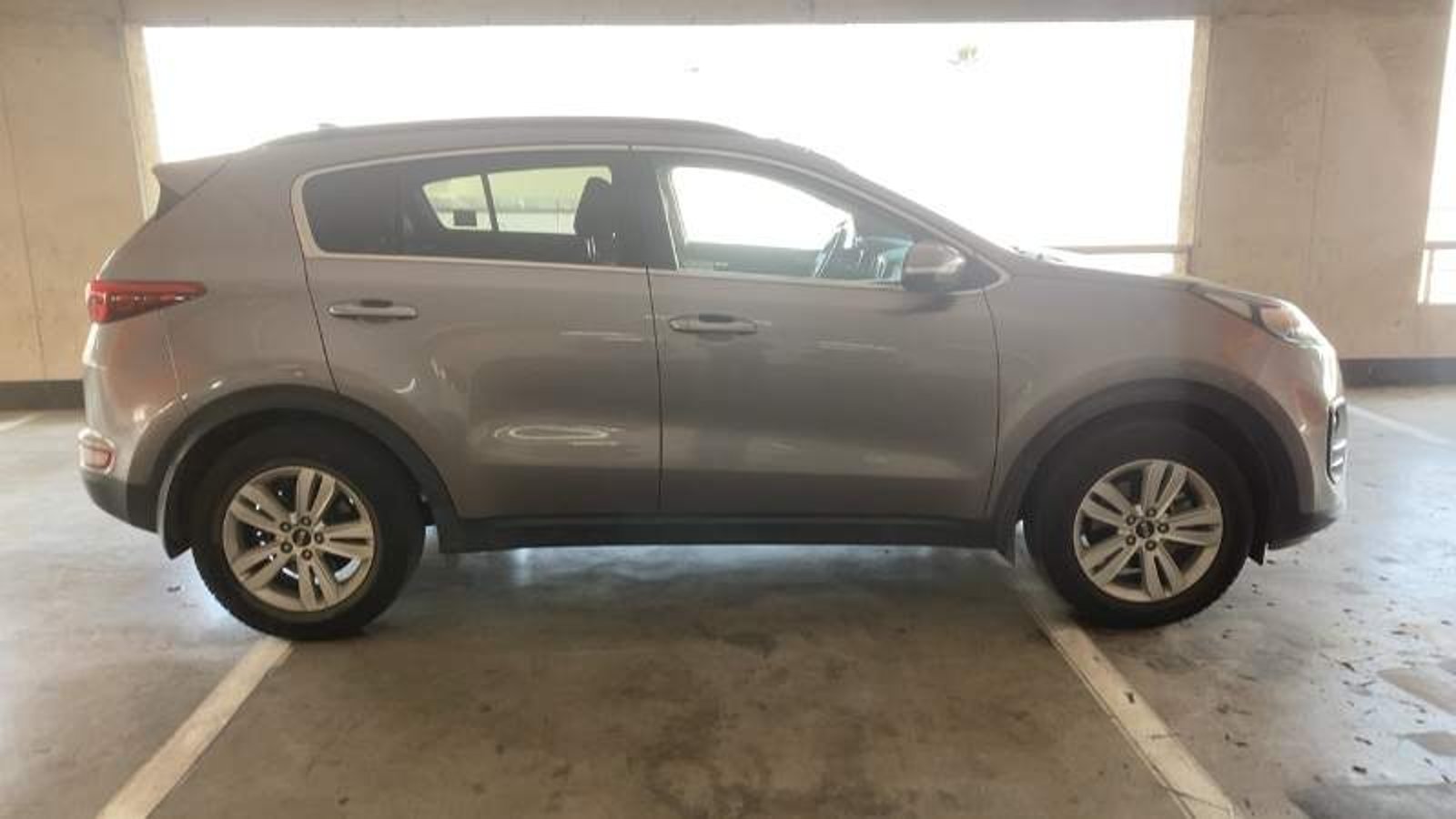Kia Sportage 2.0 Lx 2wd 6ab 6mt 5p 2018 - Imagen 3 de 5