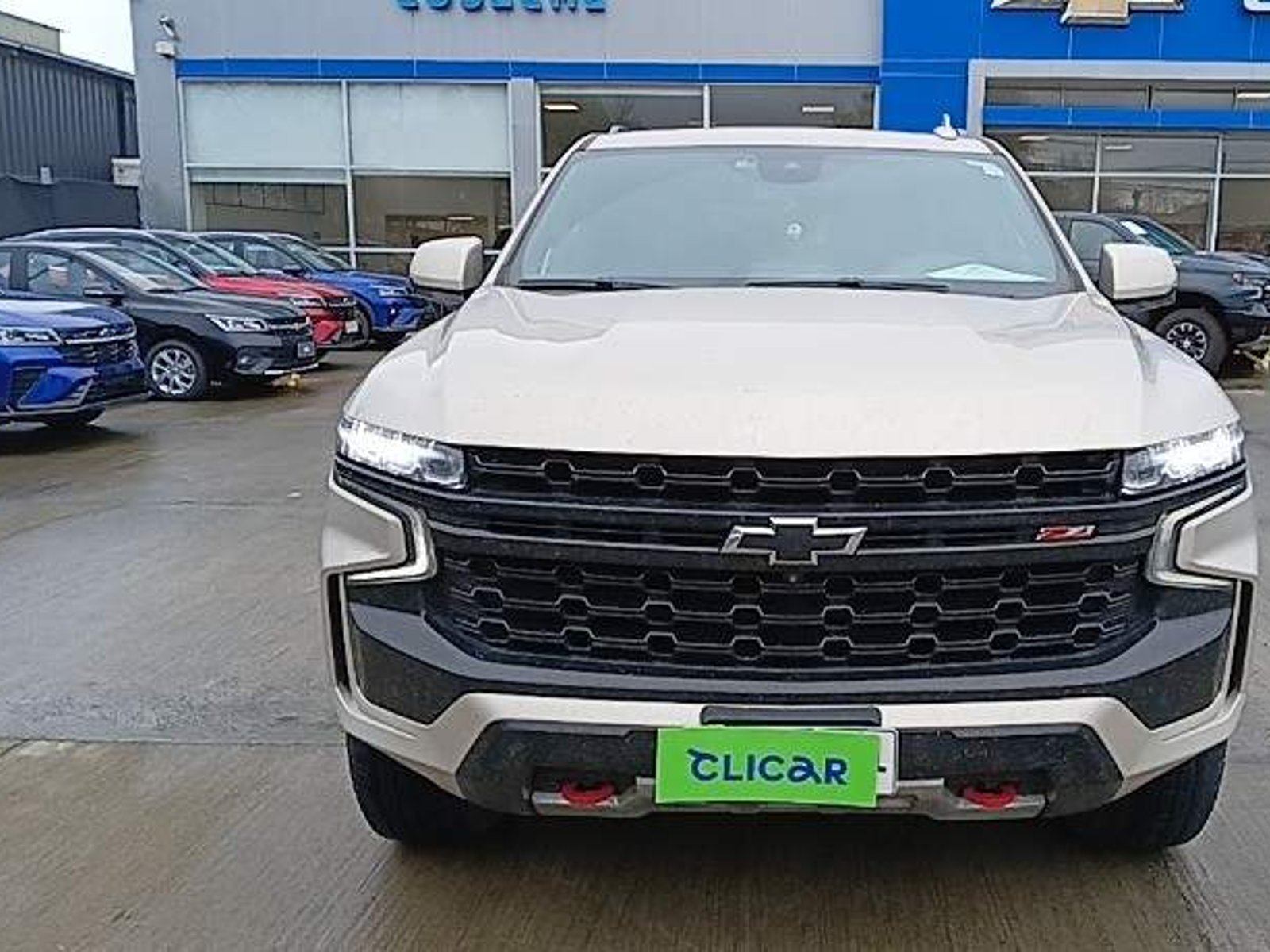 Chevrolet Tahoe 5.3 Z71 4x4 At 5p 2023 - Foto 2 de 5