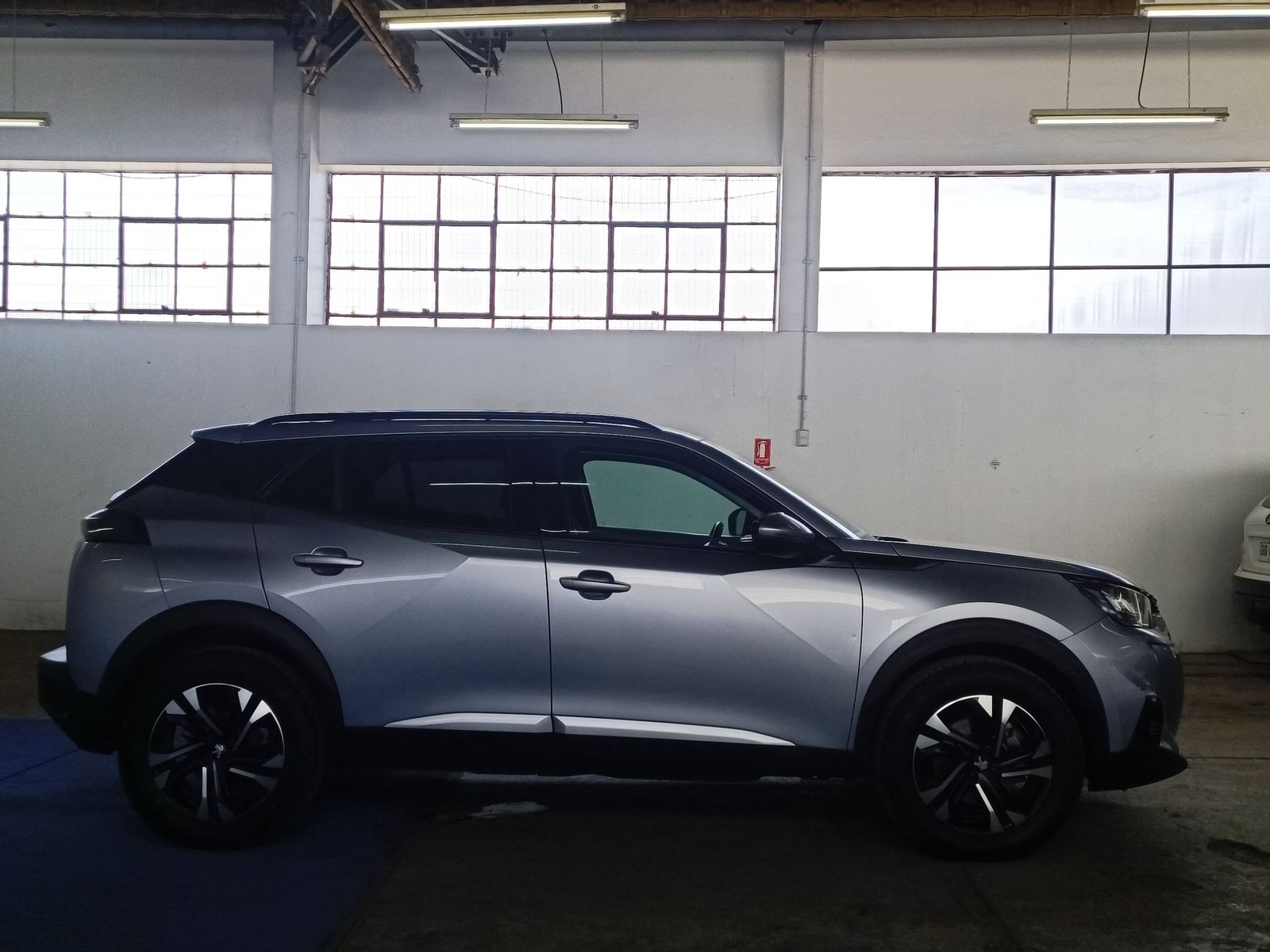 Peugeot 2008 1.5 Allure Bluehdi 130 Diesel 4x2 At 5p 2022 - Imagen 8 de 8