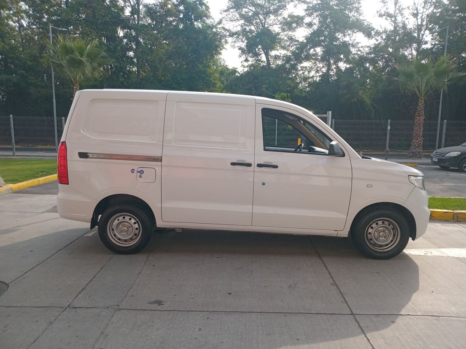 Chevrolet N400 1.5 S 4x2 Ac Mt 5p 2025 - Imagen 8 de 8