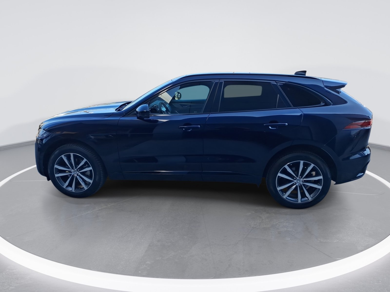 Jaguar F-pace 2.0 R-dynamic S Diesel Awd 204hp At 5p 2025 - Foto 4 de 8