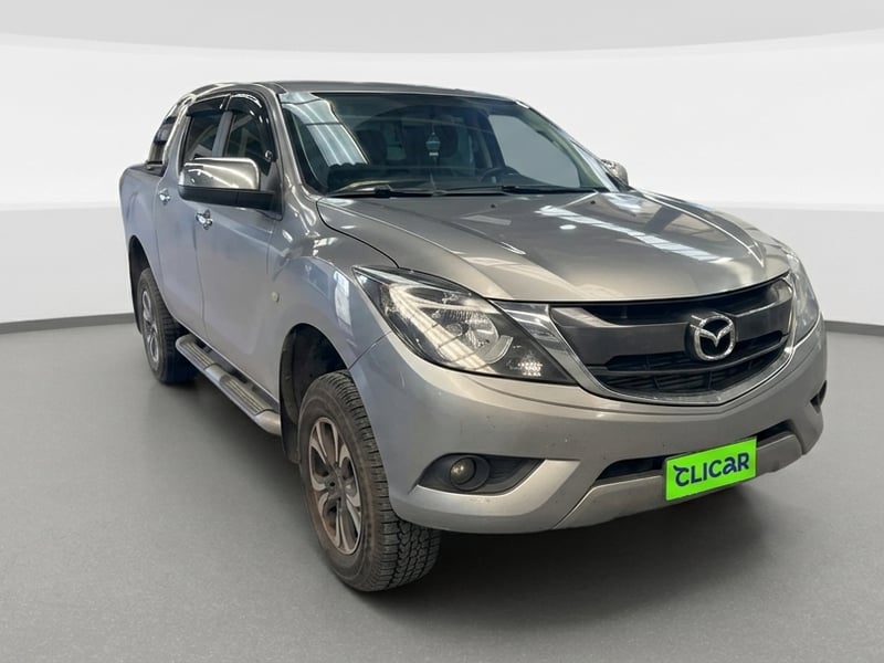 Mazda Bt-50 2.2 Sdx Diesel 4x4 Dob. Cab. 6mt 4p 2021