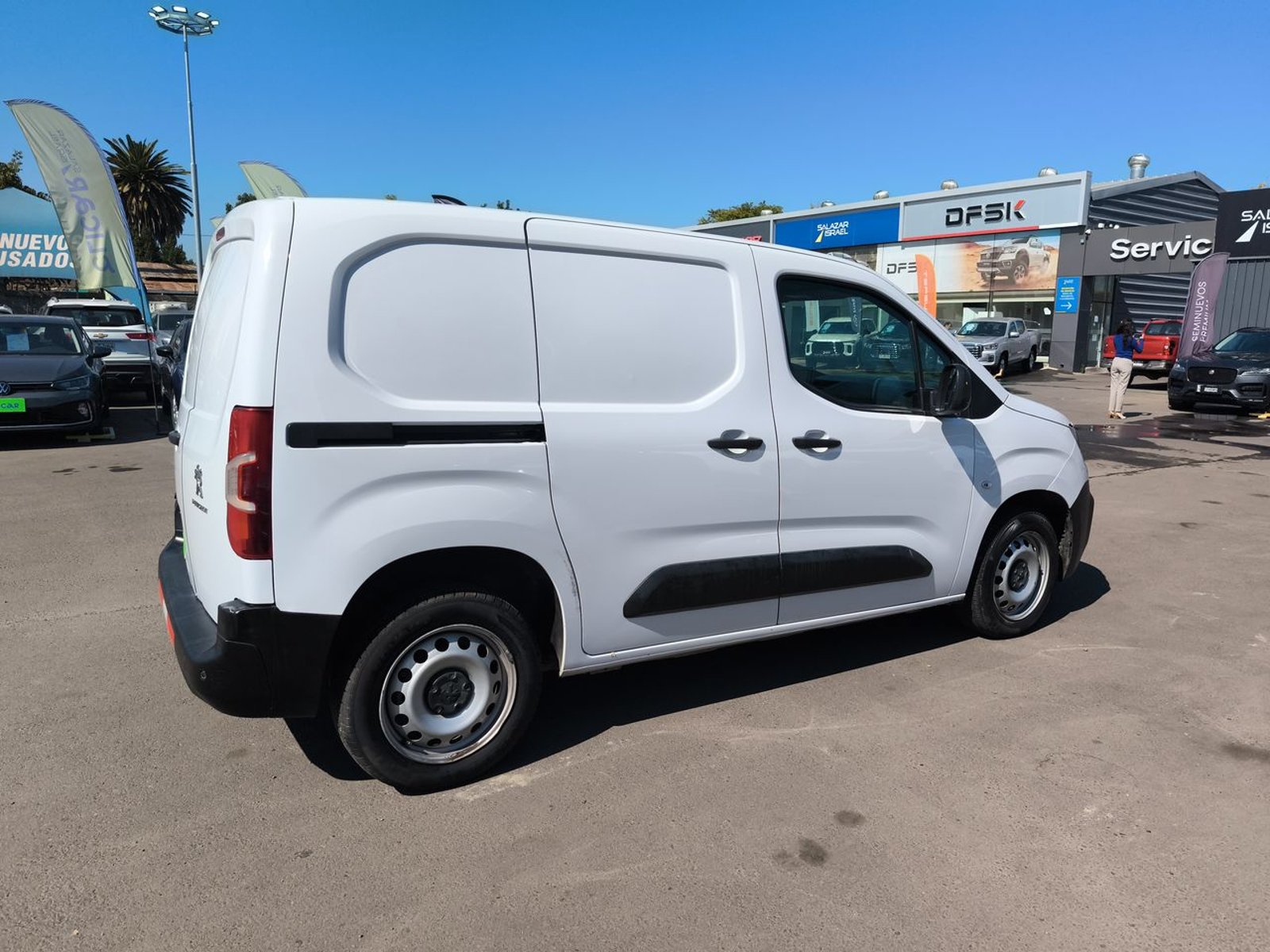 Peugeot Partner 1.5 L1 Hdi Diesel 100hp 4x2 Mt 5p 2024 - Imagen 7 de 8