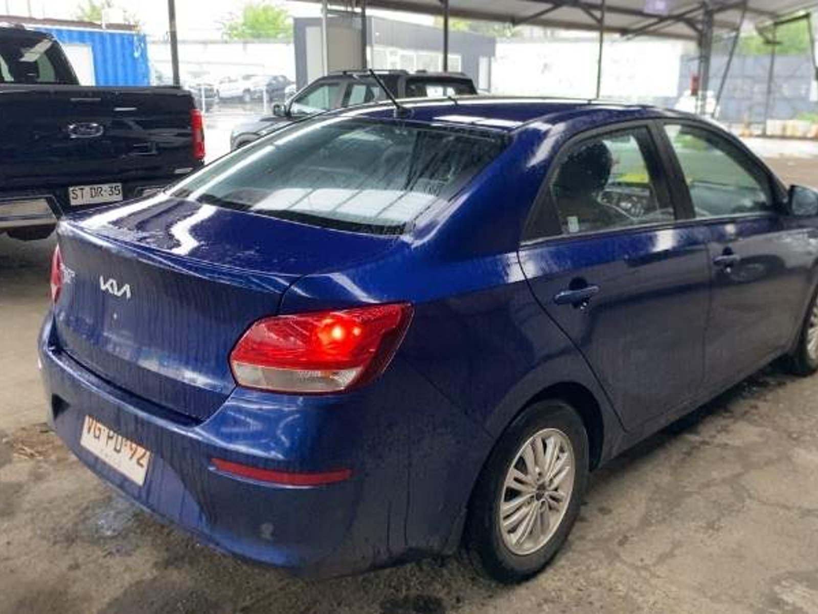 Kia Soluto 1.4 Lx 4x2 E6 Mt 4p 2025 - Foto 4 de 5