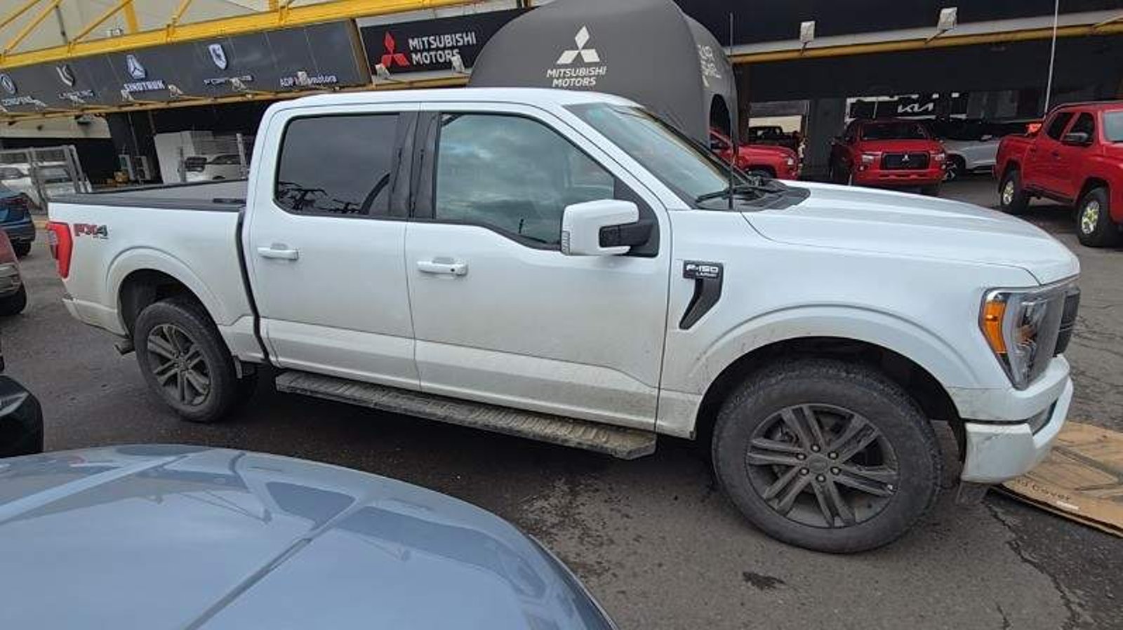 Ford F-150 5.0 Lariat Sport Cc Dob. Cab. 4x4 At 4p 2024 - Imagen 3 de 5