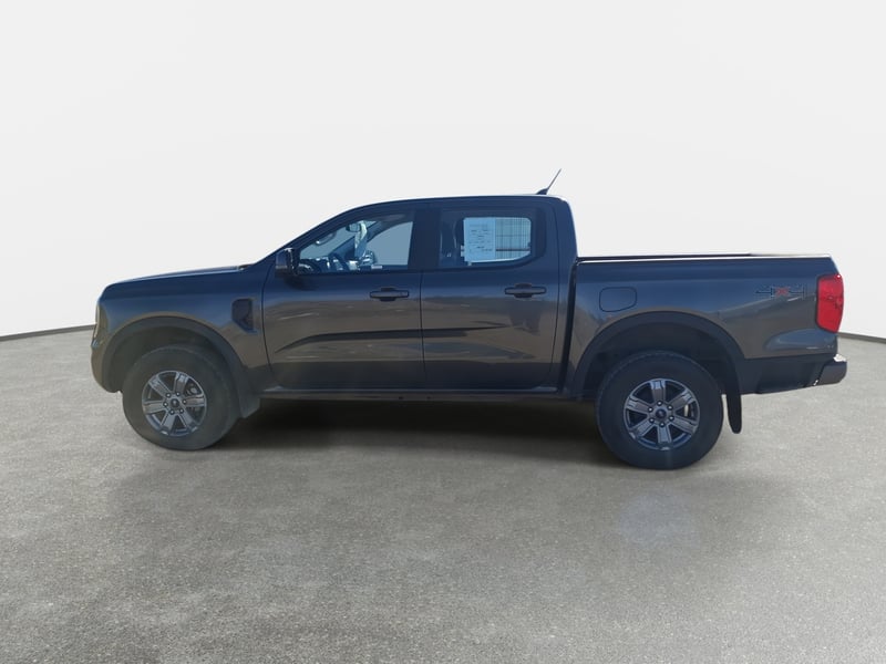 Ford Ranger 2.0 Xls Diesel 4x4 Dob. Cab. Mt 4p 2025 - Imagen 4 de 8