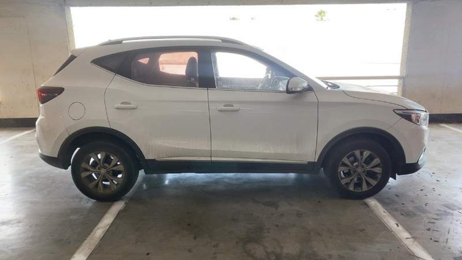 Mg Mg Zs 1.5 Std 4x2 Mt 5p 2023 - Foto 3 de 8