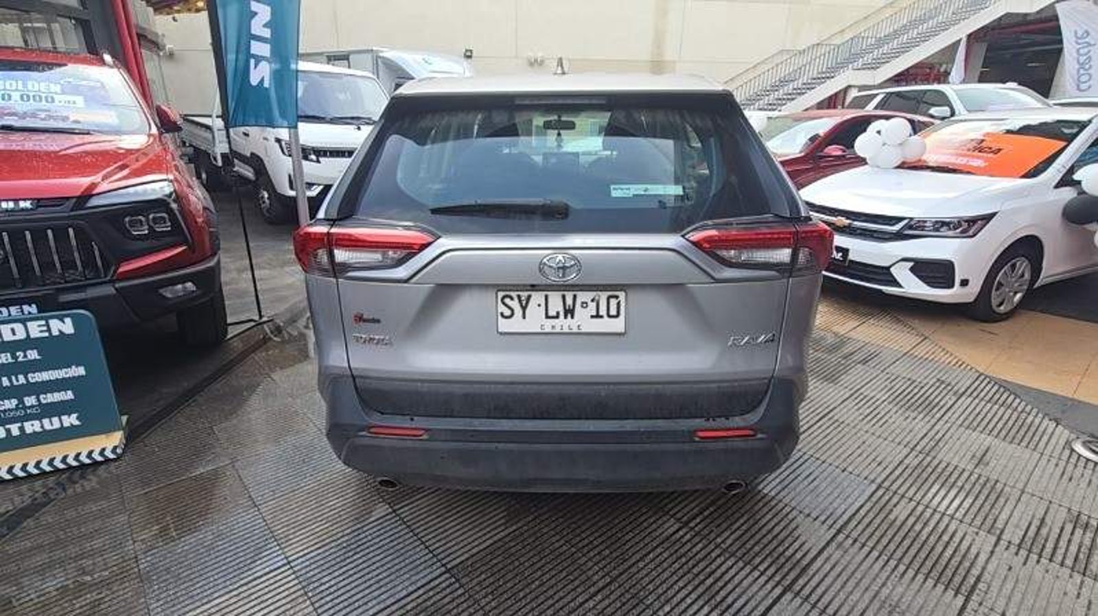 Toyota Rav 4 2.0 Le 4x2 Mt 5p 2024 - Imagen 5 de 5