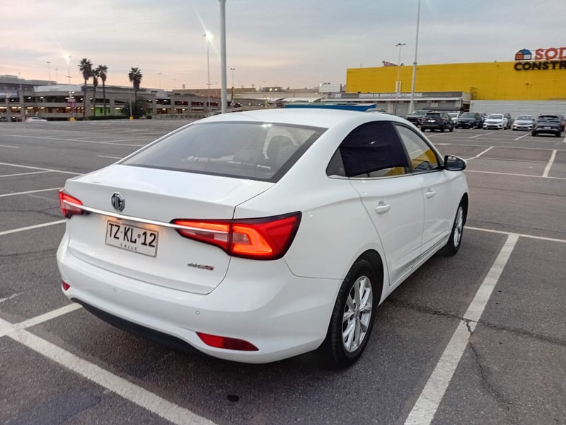 MG 5 1.5 Com 4x2 Mt 4p 2025 - Imagen 4 de 5