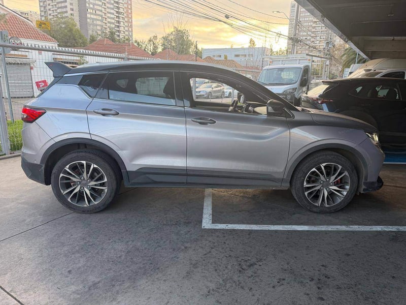 Geely Coolray 1.5 Gf Sport 4x2 At 5p 2023 - Imagen 3 de 5